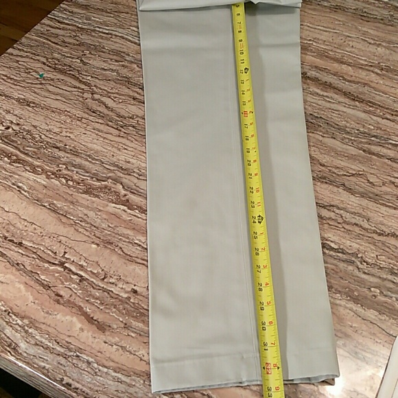 Brooks Brother mens khaki pants - Picture 2 of 7